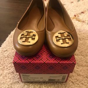 Tory Burch Reva ballet flats- tan/gold sz 7.5